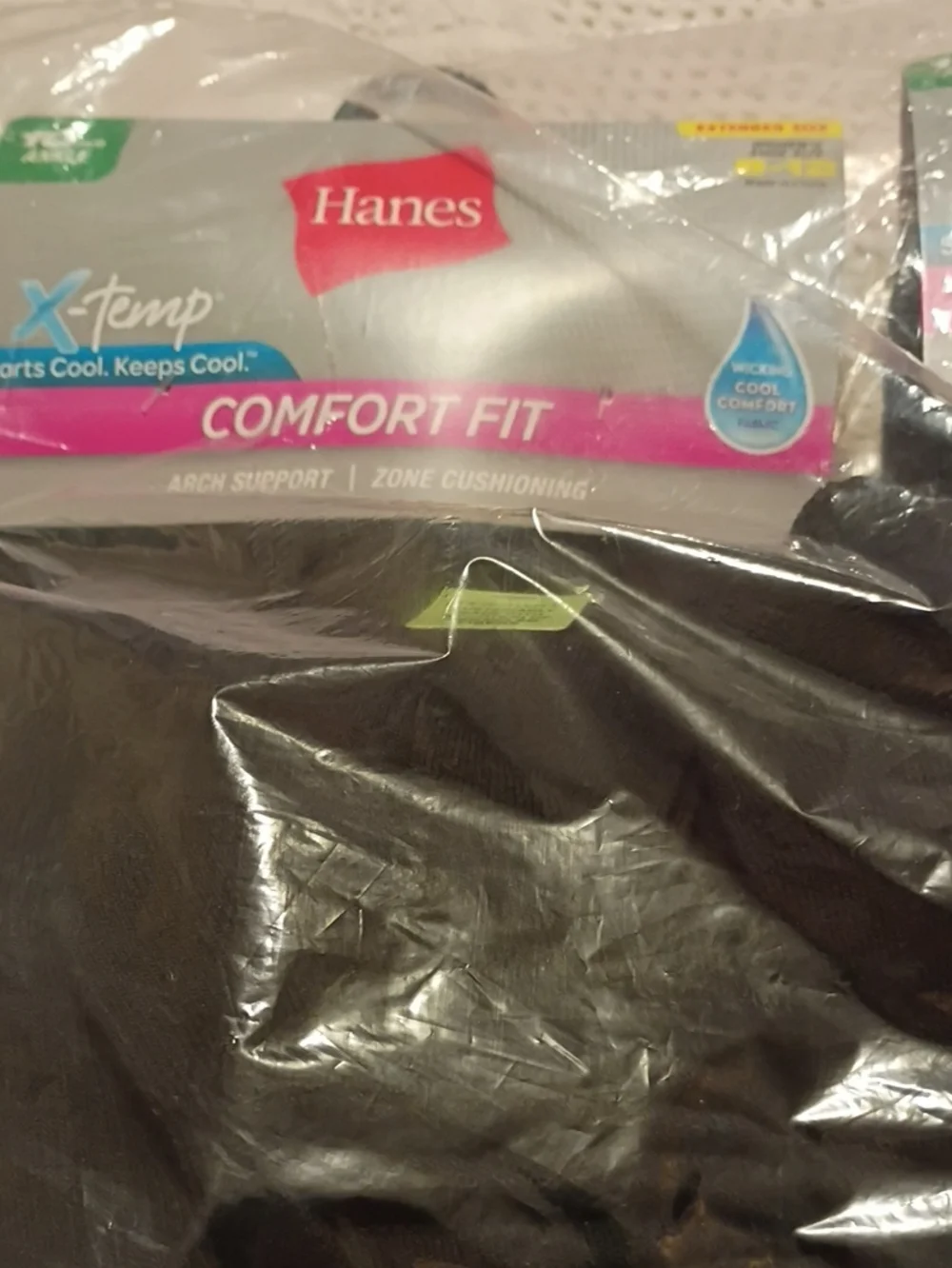 Hanes X-Temp Comfort Fit Women's Ankle Black Socks - 2-Pack